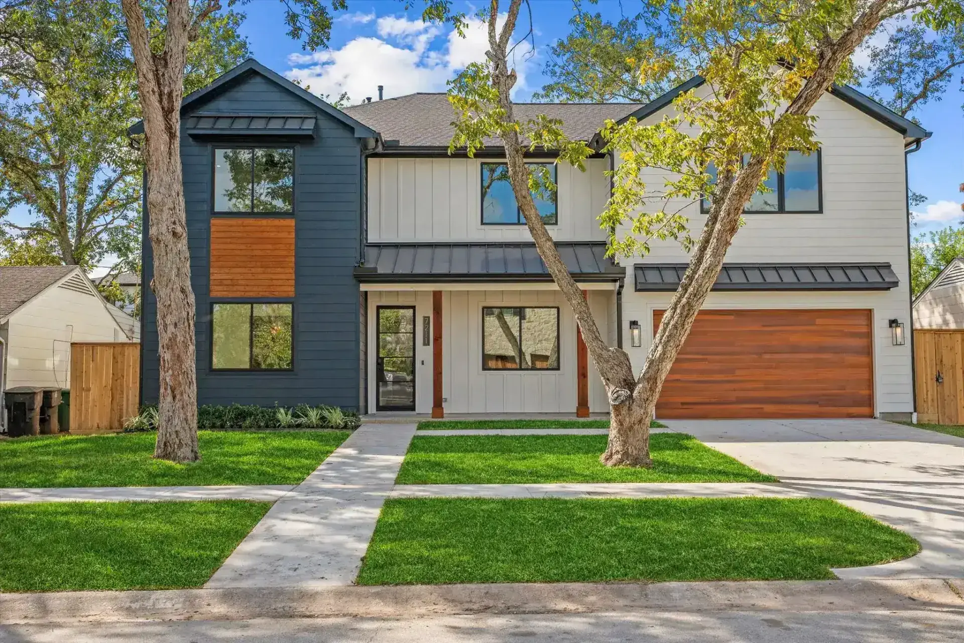 Why HOUTEX โ design and construction handled with precision